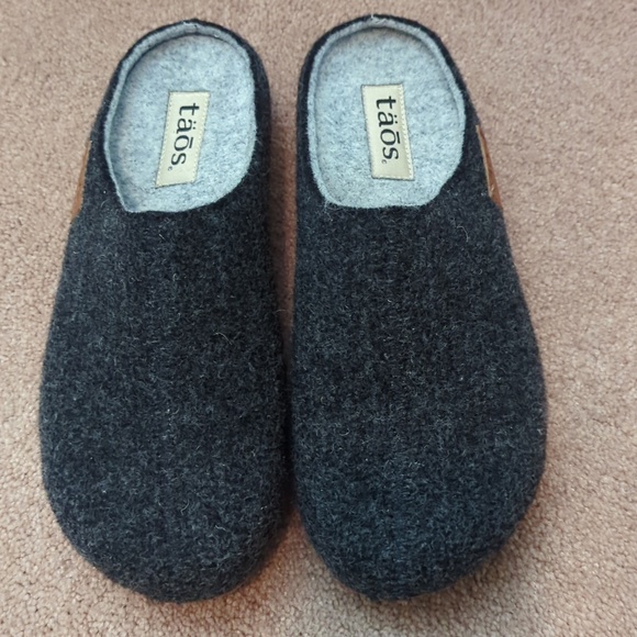 Taos Womens Woollery 2 gray slip on clogs Size 39 EU Size 8-8.5 USA - Picture 7 of 11